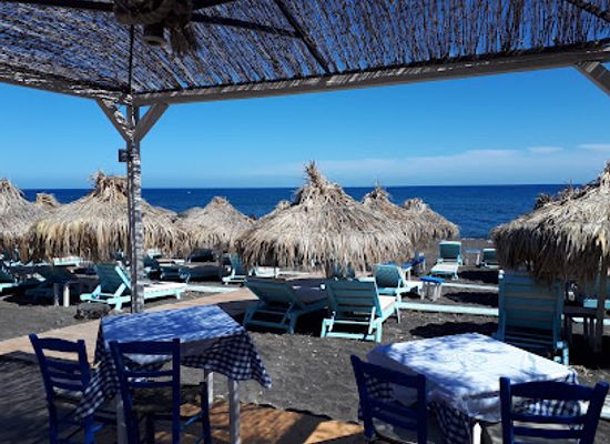 greece/santorini/perissa/restaurant/dodo-s-santorini