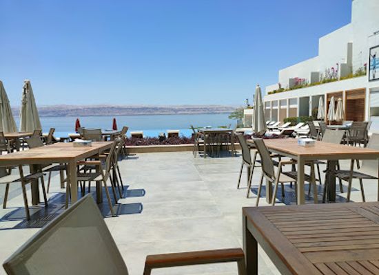 jordan/dead-sea/restaurant/almira-restaurant