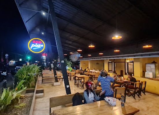 sri-lanka/hambantota-district/restaurant/red-restaurant-tissamaharama