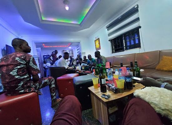 nigeria/abeokuta/restaurant/cheers-restaurant-bar-and-lounge