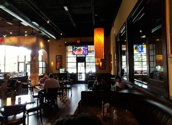 florida/orlando/lake-buena-vista/restaurant/bj-s-restaurant-brewhouse