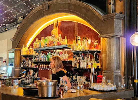 canada/ottawa/parliament-hill/restaurant/rabbit-hole