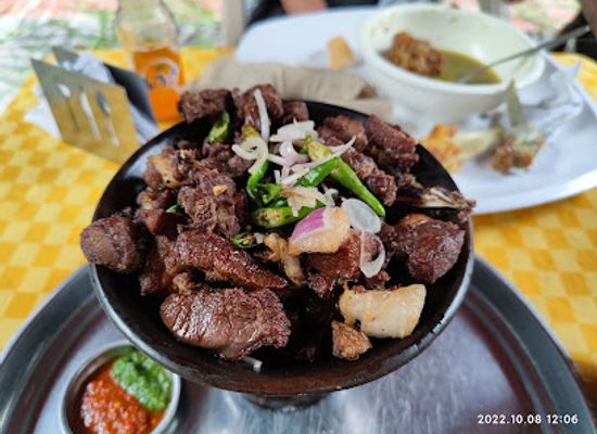 ethiopia/sidama-region/restaurant/habesha-restaurant