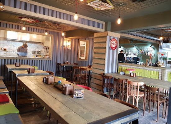 romania/suceava/restaurant/containerstreetfood