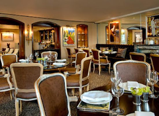 guernsey/castel/restaurant/the-leopard-bar-and-restaurant