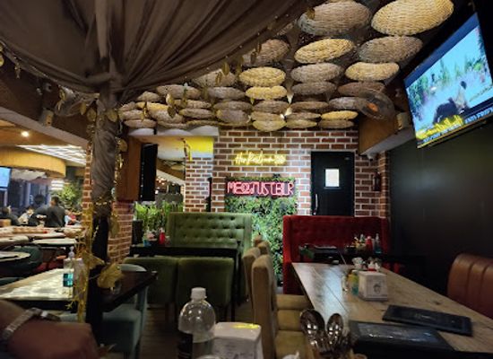 india/bengaluru/brigade-road/restaurant/just-blr