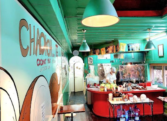 japan/okinawa/restaurant/somchai