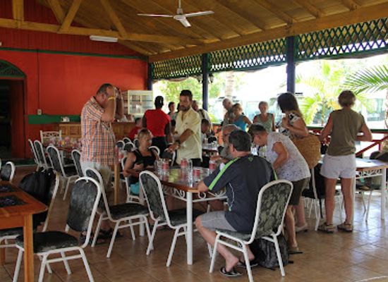 jamaica/cornwall-county/restaurant/riverside-dock-restaurant-lounge