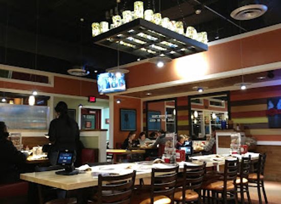 wyoming/snowy-range/restaurant/chili-s-grill-bar