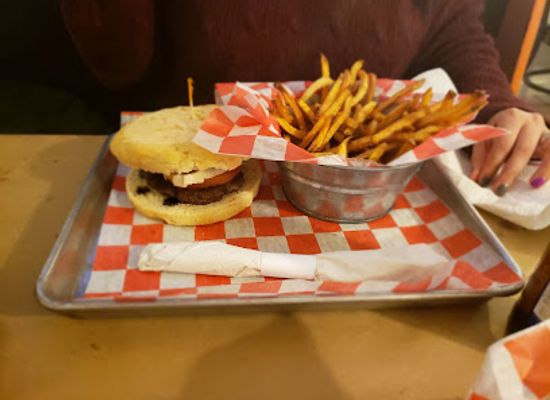 west-virginia/fairmont/restaurant/jag-burger-beer-bowery