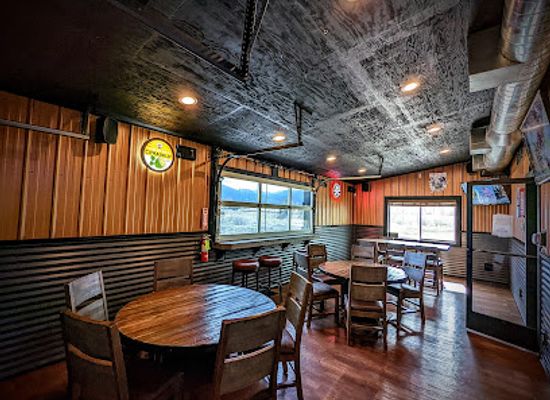 idaho/silver-valley/restaurant/the-border-stop