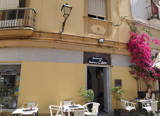 spain/cadiz/old-town/restaurant/puerta-del-eden-restaurant