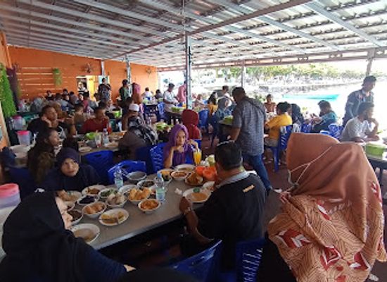 indonesia/north-maluku/restaurant/rumah-makan-gamalama