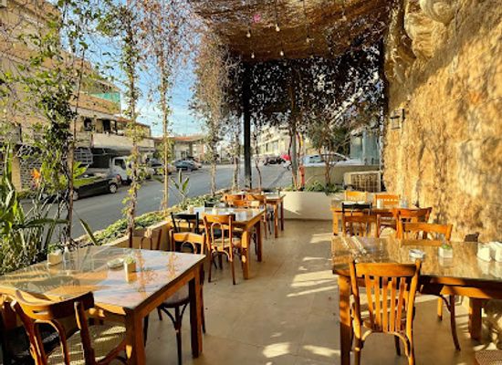 lebanon/jbeil/restaurant/malak-al-baher