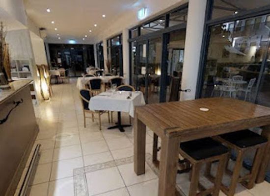australia/south-west/restaurant/the-rocks-restaurant-bar