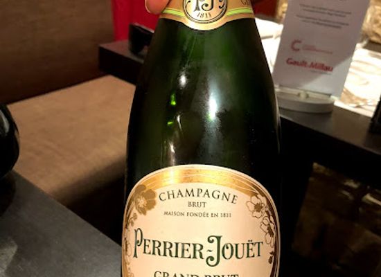 france/champagne/restaurant/la-cave-a-champagne