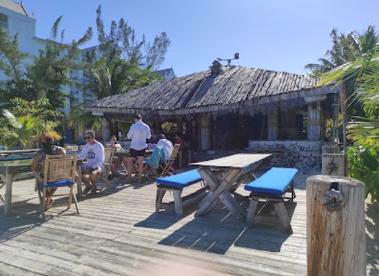 jamaica/dry-harbour-mountains/restaurant/bamboo-blu