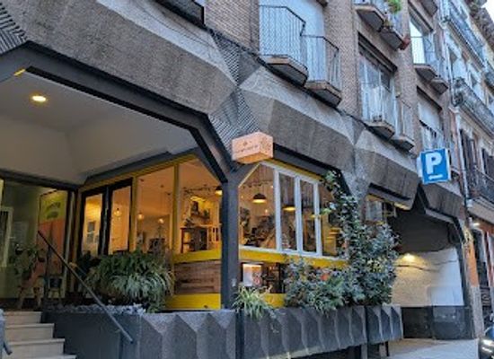 spain/madrid/restaurant/la-hummuseria