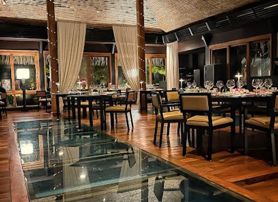 french-polynesia/taha-a/restaurant/lagoon-restaurant-at-the-st-regis-bora-bora-resort