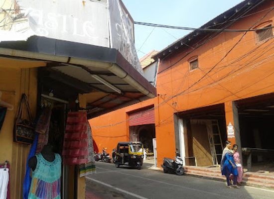 india/kochi/mattancherry/restaurant/lake-view-restaurant
