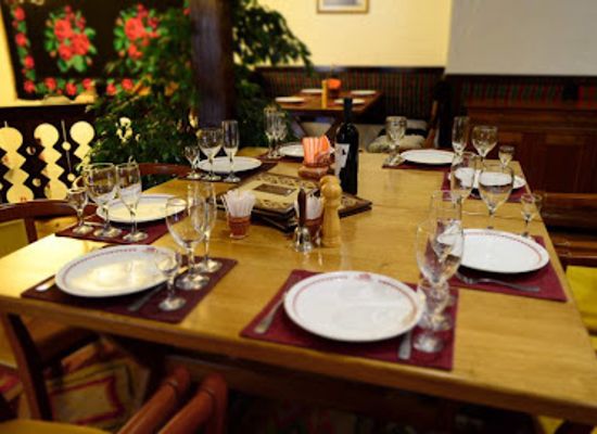 moldova/guranda-mountain/restaurant/acasa-la-mama