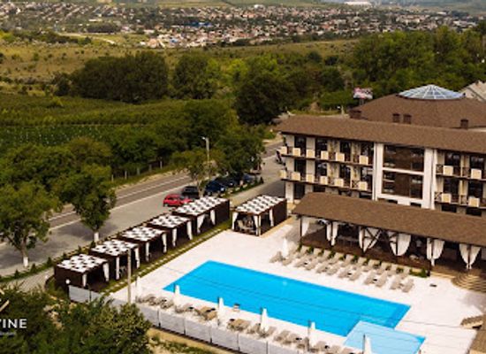 moldova/cricova-wine-cellars/restaurant/giowine-hotel-restaurant