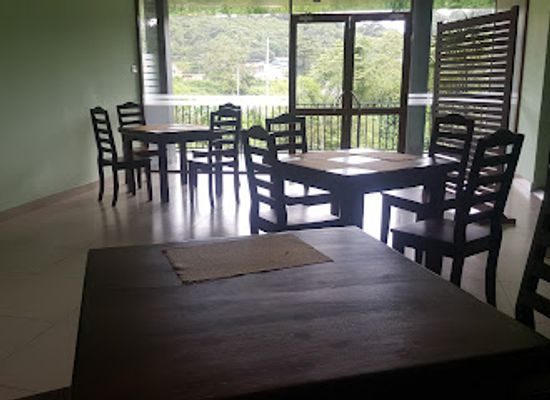 sri-lanka/ratnapura/restaurant/garland-cafe