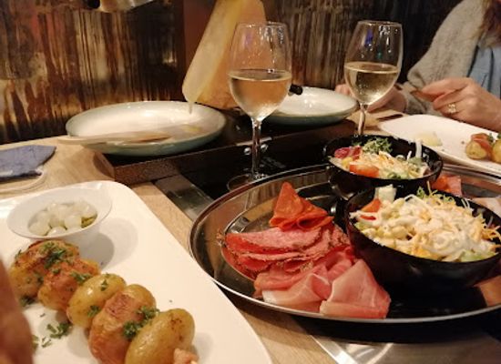 belgium/condroz/restaurant/cook-n-grill
