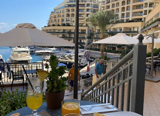 malta/st-julian-s/restaurant/tiffany-lounge-restaurant