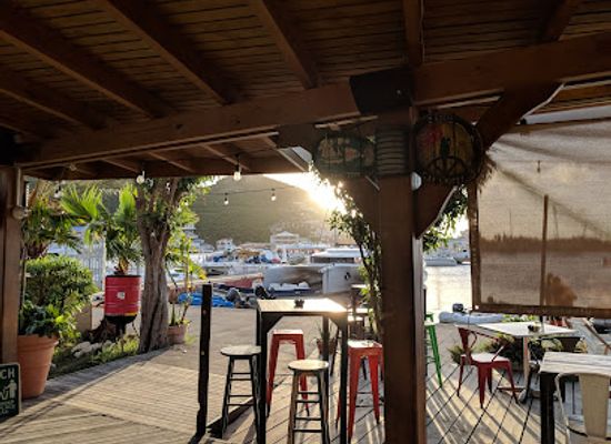 sint-maarten/little-bay/restaurant/lagoonies-bistro-bar