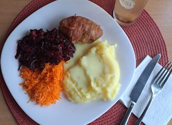 lithuania/utena/restaurant/canteen-sanlora