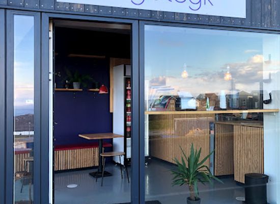 faroe-islands/eysturoy-island/restaurant/reyoleyk-hoyvik