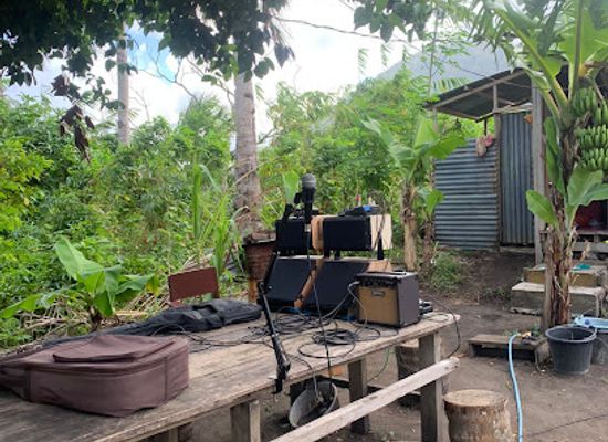 indonesia/banda-islands/restaurant/kedai-kayu-manis