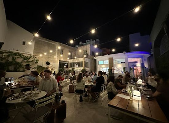 cyprus/limassol-district/restaurant/alley