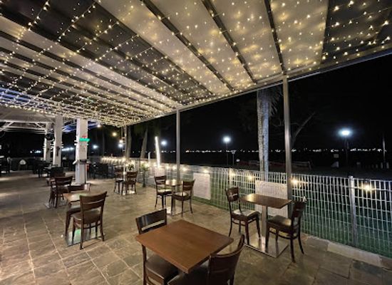 singapore/east-region/restaurant/high-tide-bistro-and-bar