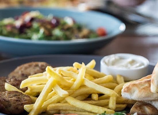 albania/librazhd/restaurant/fast-food-luani-al