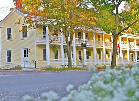 vermont/essex-county/restaurant/essex-inn-on-the-adirondack-coast