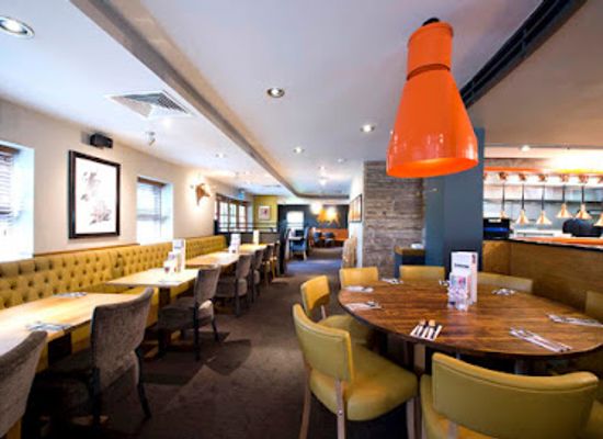 united-kingdom/south-glamorgan/restaurant/the-longbow-beefeater