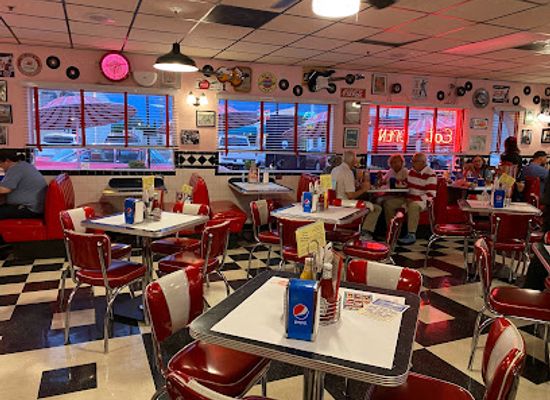 arizona/saguaro-national-park/restaurant/little-anthony-s-diner