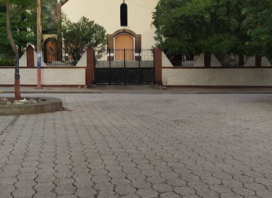 haiti/artibonite/restaurant/dessalines