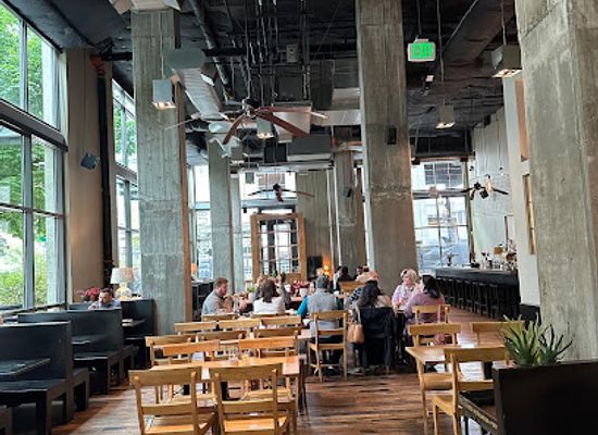 washington/bellevue/restaurant/black-bottle-bellevue
