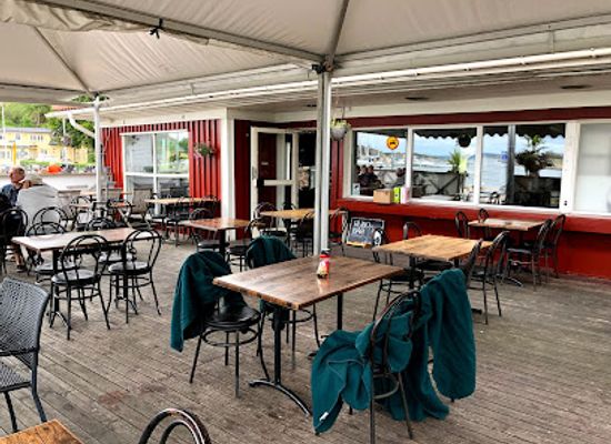sweden/gothenburg-archipelago/restaurant/brattens-wardshus