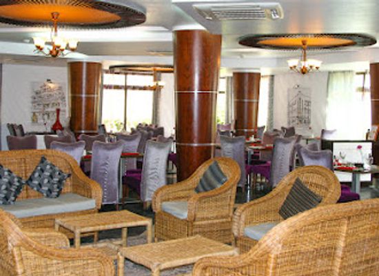 tanzania/ruaha-region/restaurant/the-spice-route-restaurant