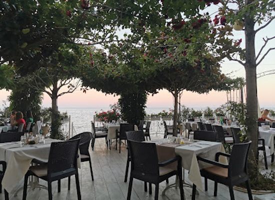bulgaria/varna-region/restaurant/la-mer-restaurant