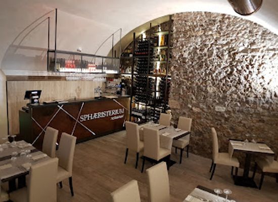 italy/rome/trevi/restaurant/sphaeristerium