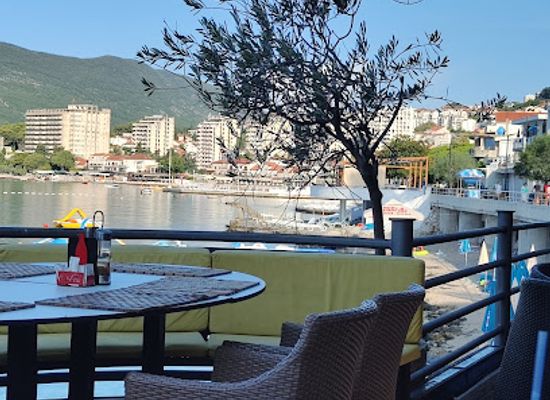 montenegro/herceg-novi/restaurant/mimoza-restaurant
