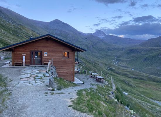 italy/gran-paradiso-national-park/restaurant/rifugio-grauson-2510-m