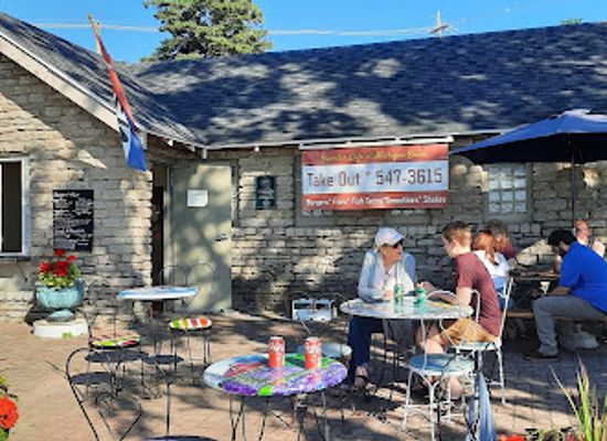 michigan/charlevoix/restaurant/bywater-cafe-at-michigan-beach