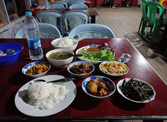 myanmar-burma/chin-state/restaurant/authentic-mindat-restaurant