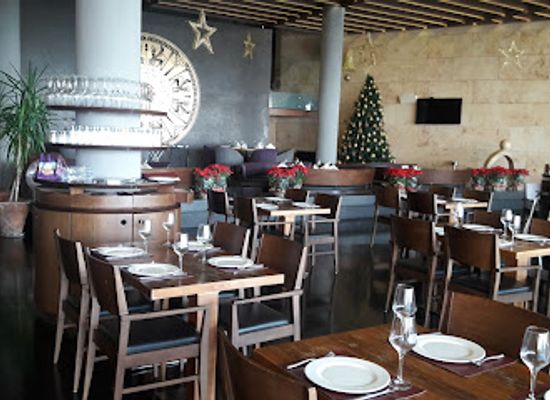 lebanon/keserwan-district/restaurant/al-phenic